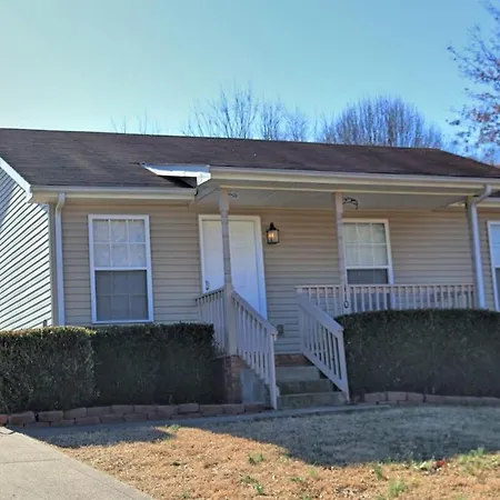 Beautiful Cul-De-Sac Home With A Fenced In Yard! Clarksville Exterior photo