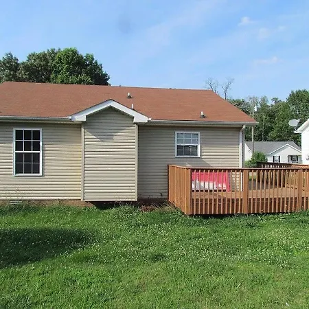 Beautiful Cul-De-Sac Home With A Fenced In Yard! Clarksville Exterior photo