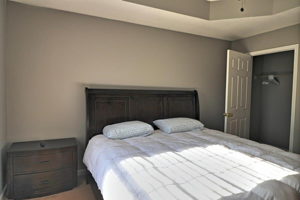 Beautiful Cul-de-sac With A Fenced In Yard!