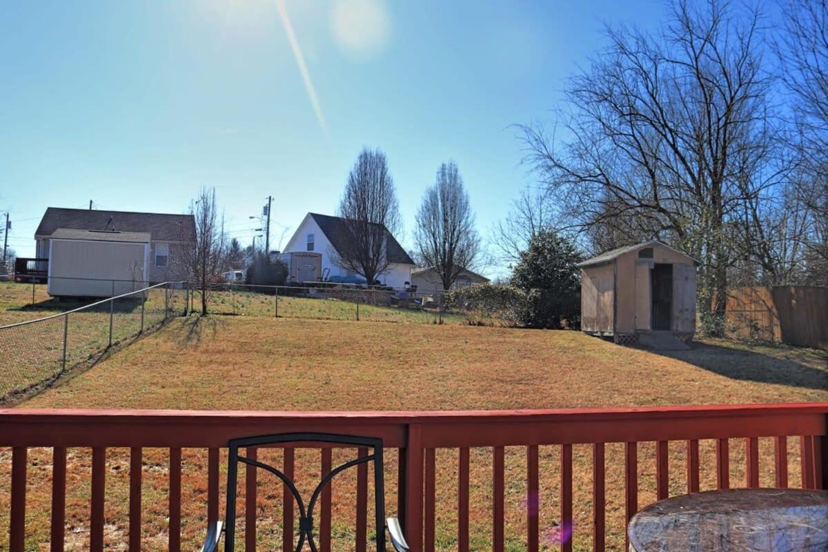 Beautiful Cul-de-sac With A Fenced In Yard!