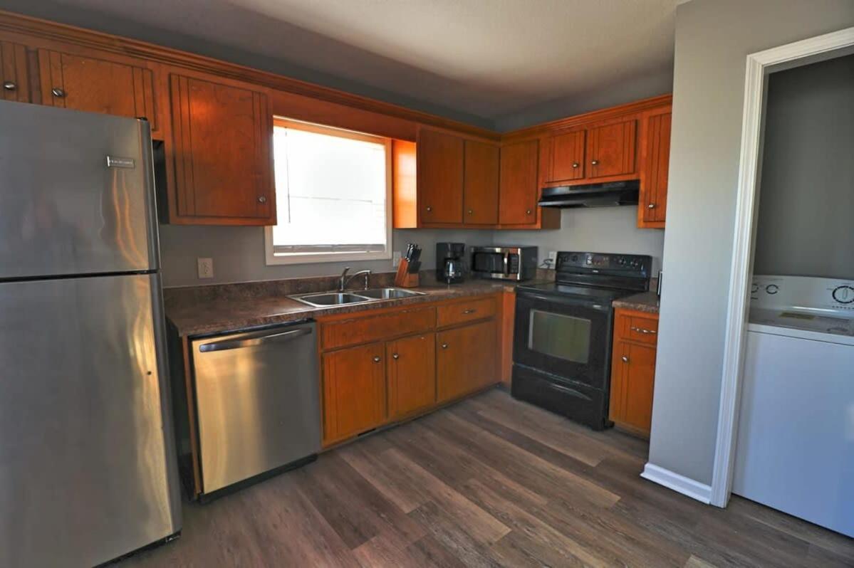 Holiday home Beautiful Cul-de-sac With A Fenced In Yard! *