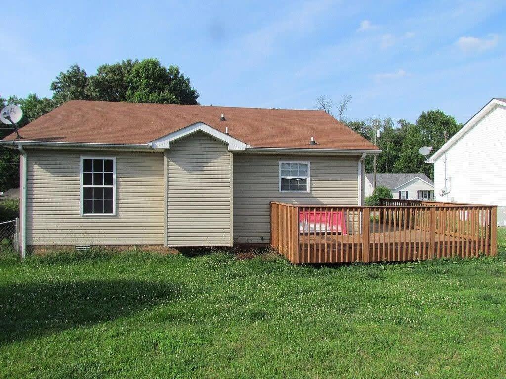 Beautiful Cul-de-sac With A Fenced In Yard! Holiday home Clarksville