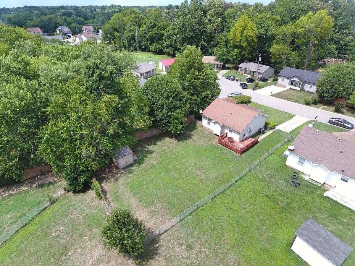 Beautiful Cul-de-sac With A Fenced In Yard! Holiday home *