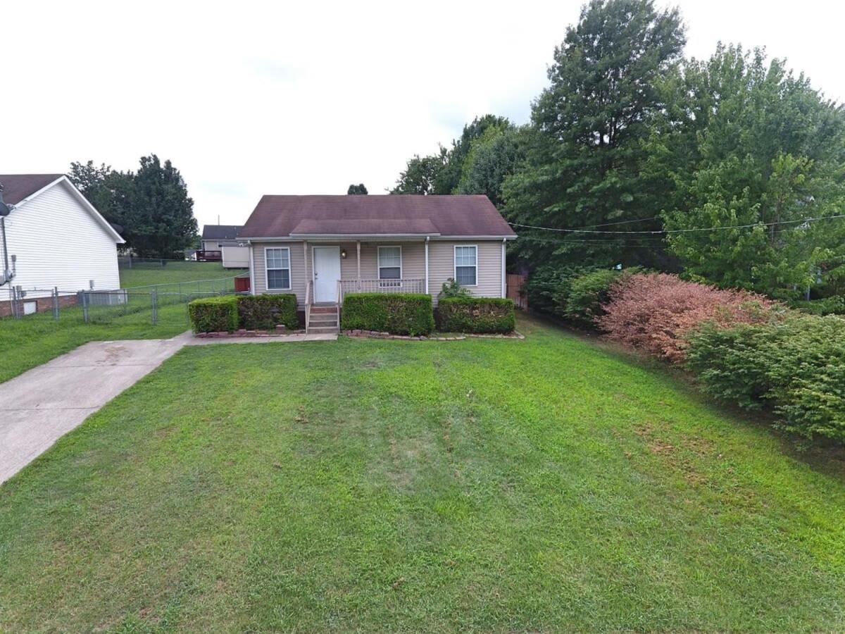 Holiday home Beautiful Cul-de-sac With A Fenced In Yard! Clarksville